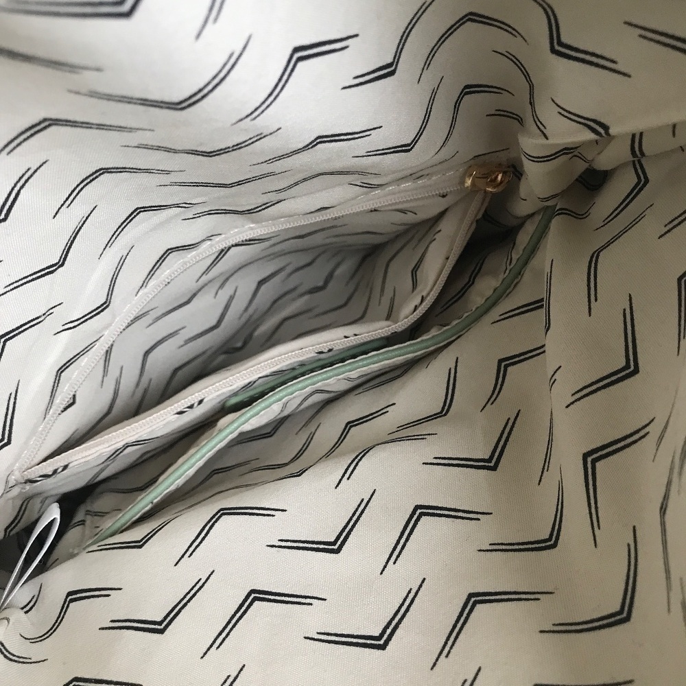 NWT Moda Luxe Marisole Crossbody Clutch + Dust Bag - Picture 11 of 16